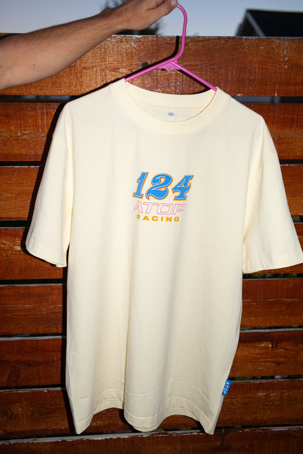 Cream 124 SS